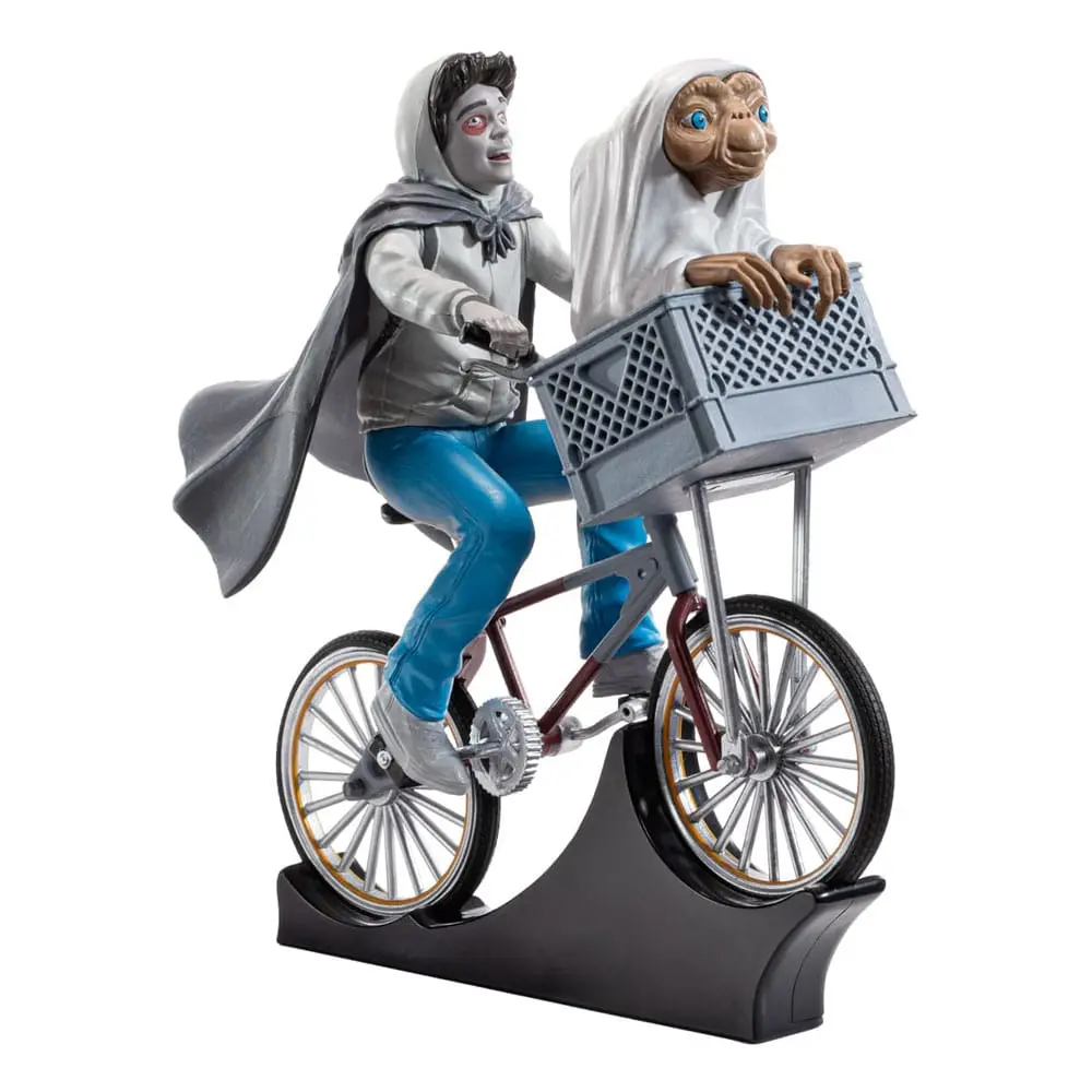 E.T. Toyllectible Treasure Statuie E.T. and Elliott Over the Moon 13 cm poza produsului