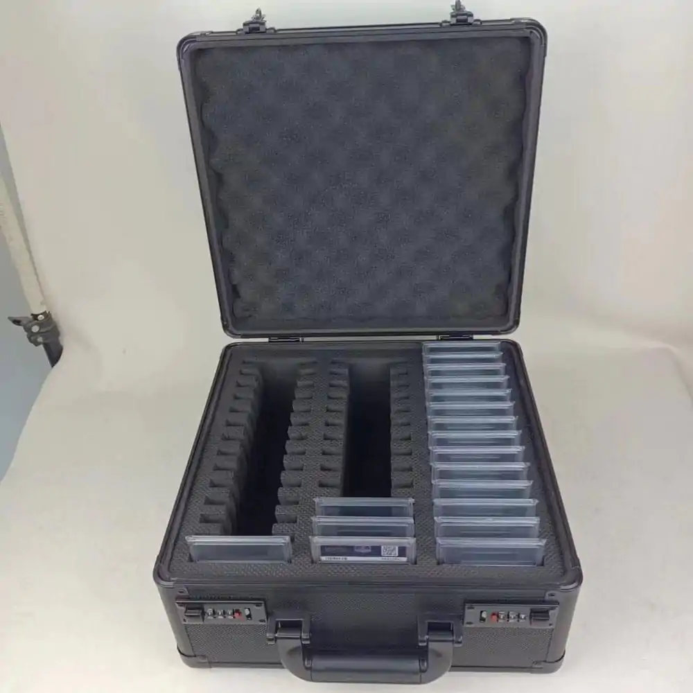 Evoretro Trading Card Suitcase pentru pachete booster poza produsului