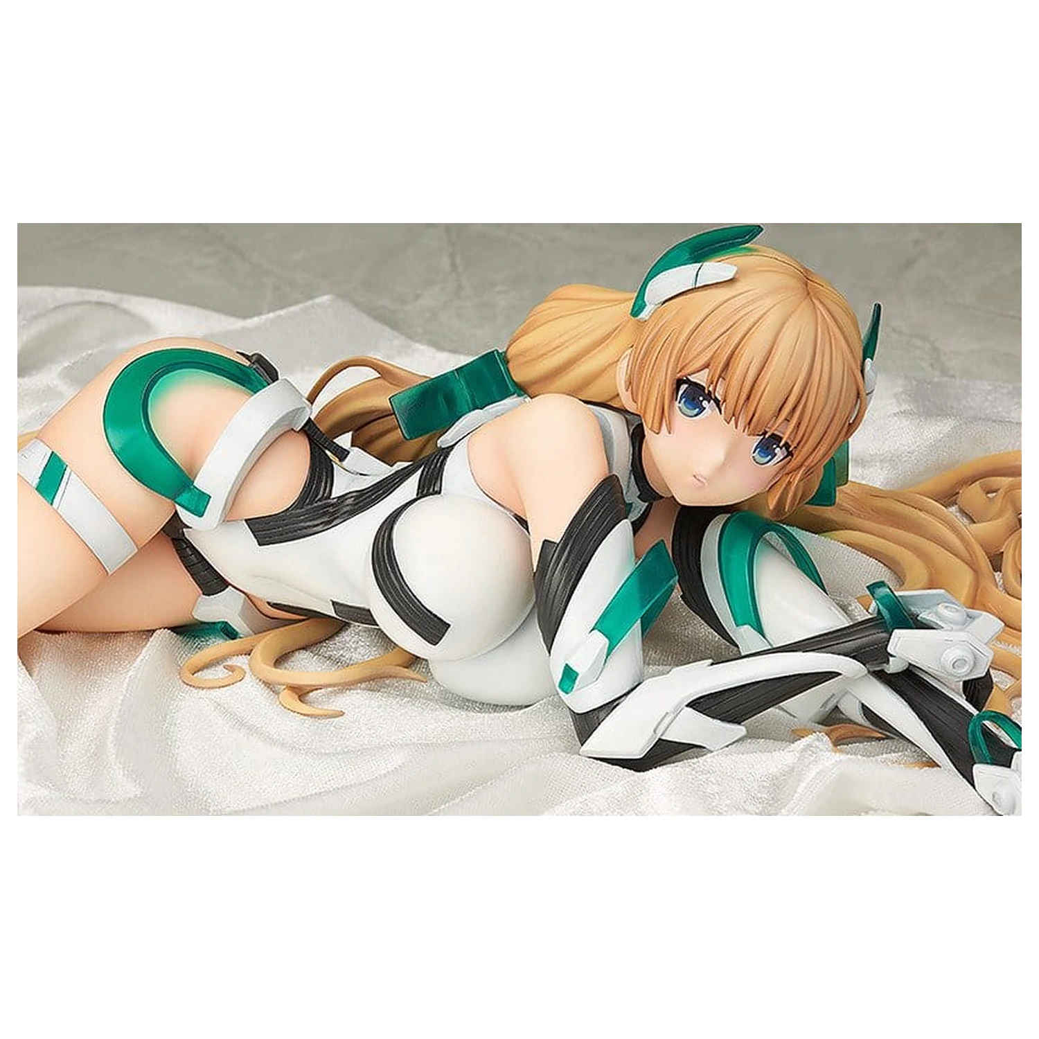 Expelled from Paradise statuie PVC 1/4 Angela Balzac 48 cm poza produsului