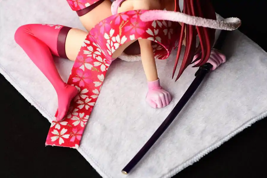 Fairy Tail Statuie 1/6 Erza Scarlet - Cherry Blossom CAT Gravure_Style 13 cm poza produsului