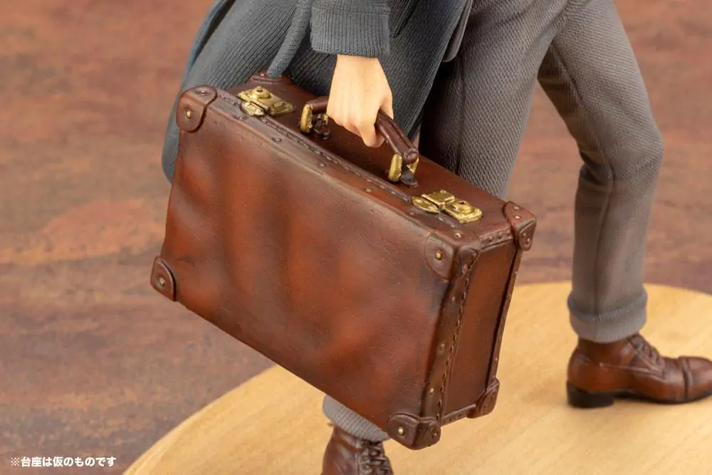 Fantastic Beasts 2 ARTFX+ statuie din PVC 1/10 Newt Scamander 18 cm poza produsului