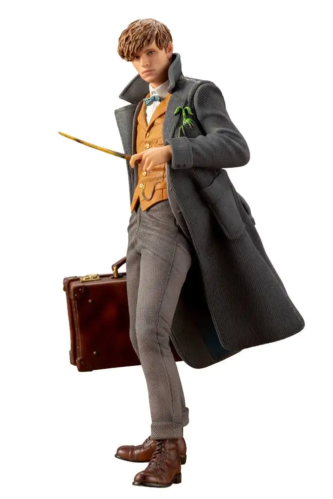 Fantastic Beasts 2 ARTFX+ statuie din PVC 1/10 Newt Scamander 18 cm poza produsului