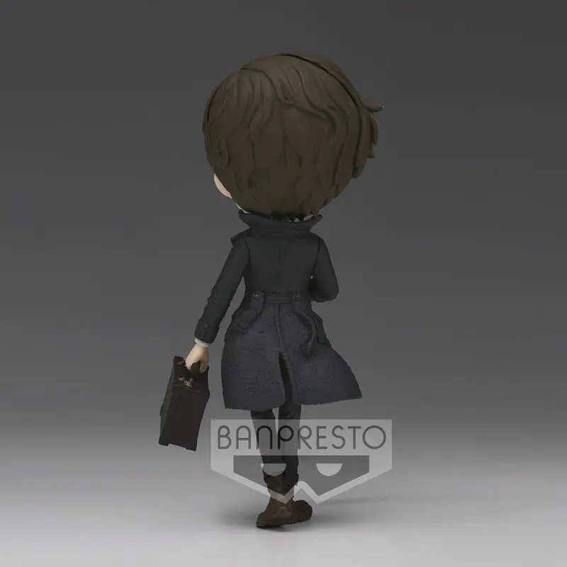 Figurina Fantastic Beasts Newt Scamander Ver.A Q posket 14 cm poza produsului