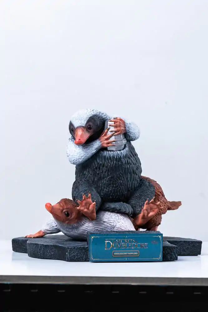 Fantastic Beasts Statuie Mărime Naturală Niffler 2 22 cm poza produsului