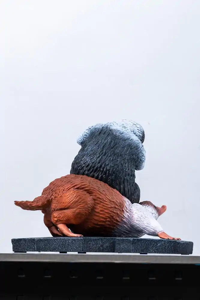 Fantastic Beasts Statuie Mărime Naturală Niffler 2 22 cm poza produsului