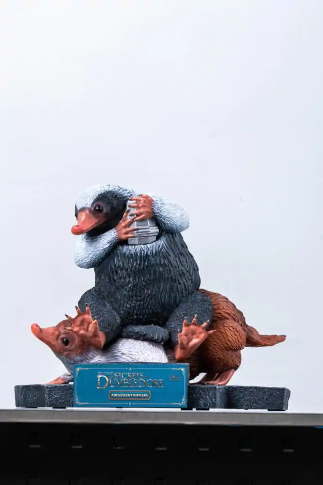 Fantastic Beasts Statuie Mărime Naturală Niffler 2 22 cm poza produsului