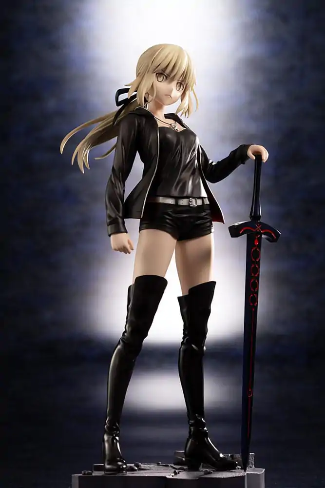 Fate/Grand Order Statuie PVC 1/7 Saber/Altria Pendragon (Alter) Casual Ver. 24 cm poza produsului