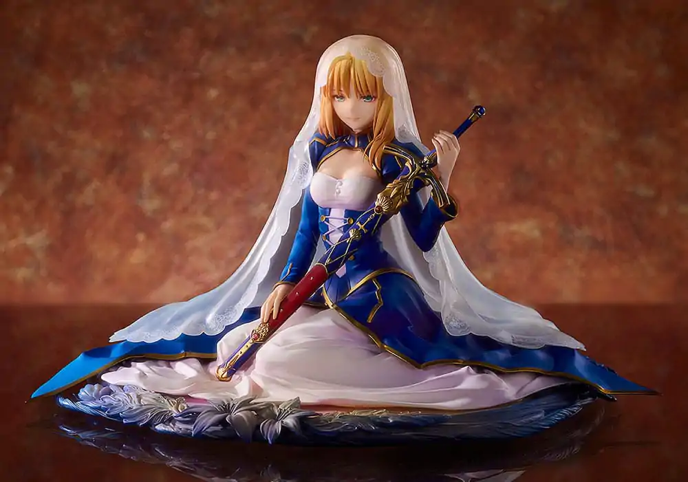 Fate/Grand Order PVC Statuie 1/7 Saber Garden of Avalon 14 centimetri poza produsului
