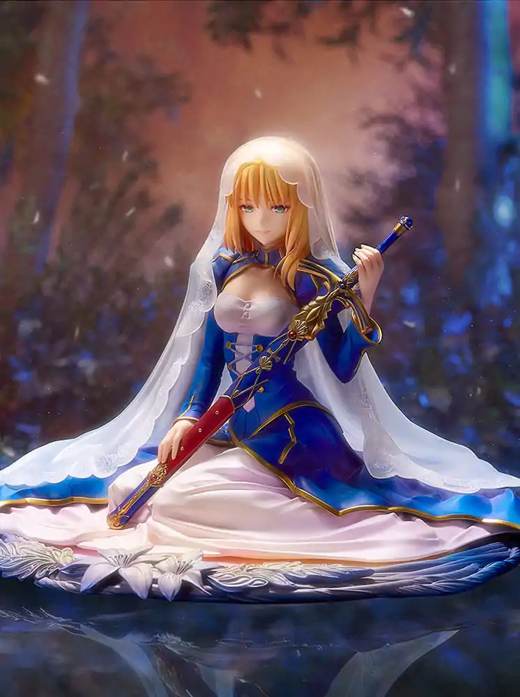 Fate/Grand Order PVC Statuie 1/7 Saber Garden of Avalon 14 centimetri poza produsului