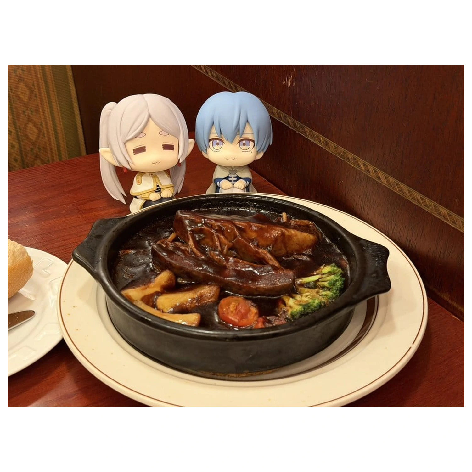 Frieren: Beyond Journey's End Look Up Statui PVC Droopy Face Ver. si Himmel 11 cm (cu cadou) poza produsului
