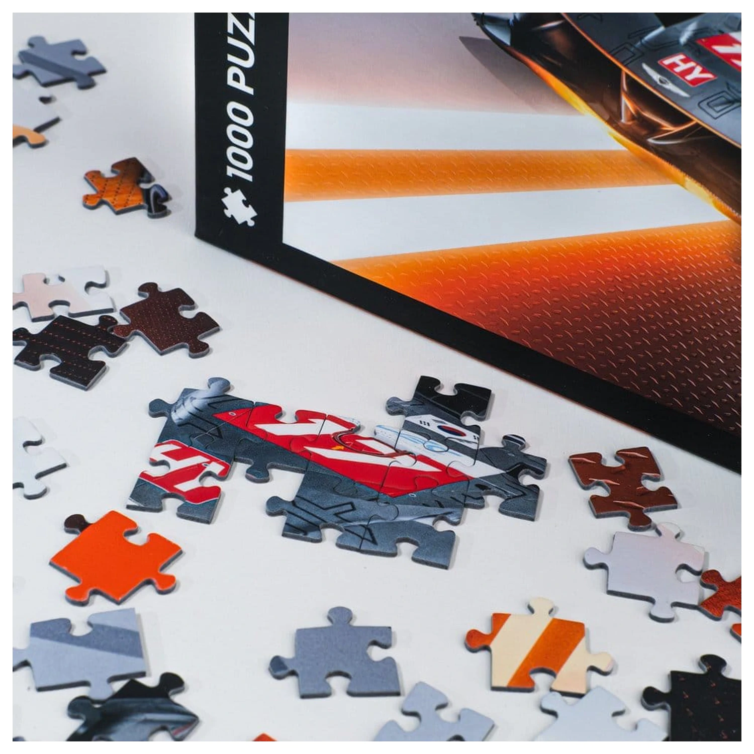 Genesis Magma Racing Puzzle GMR 001 2026 (1000 piese) 48 x 68 cm poza produsului