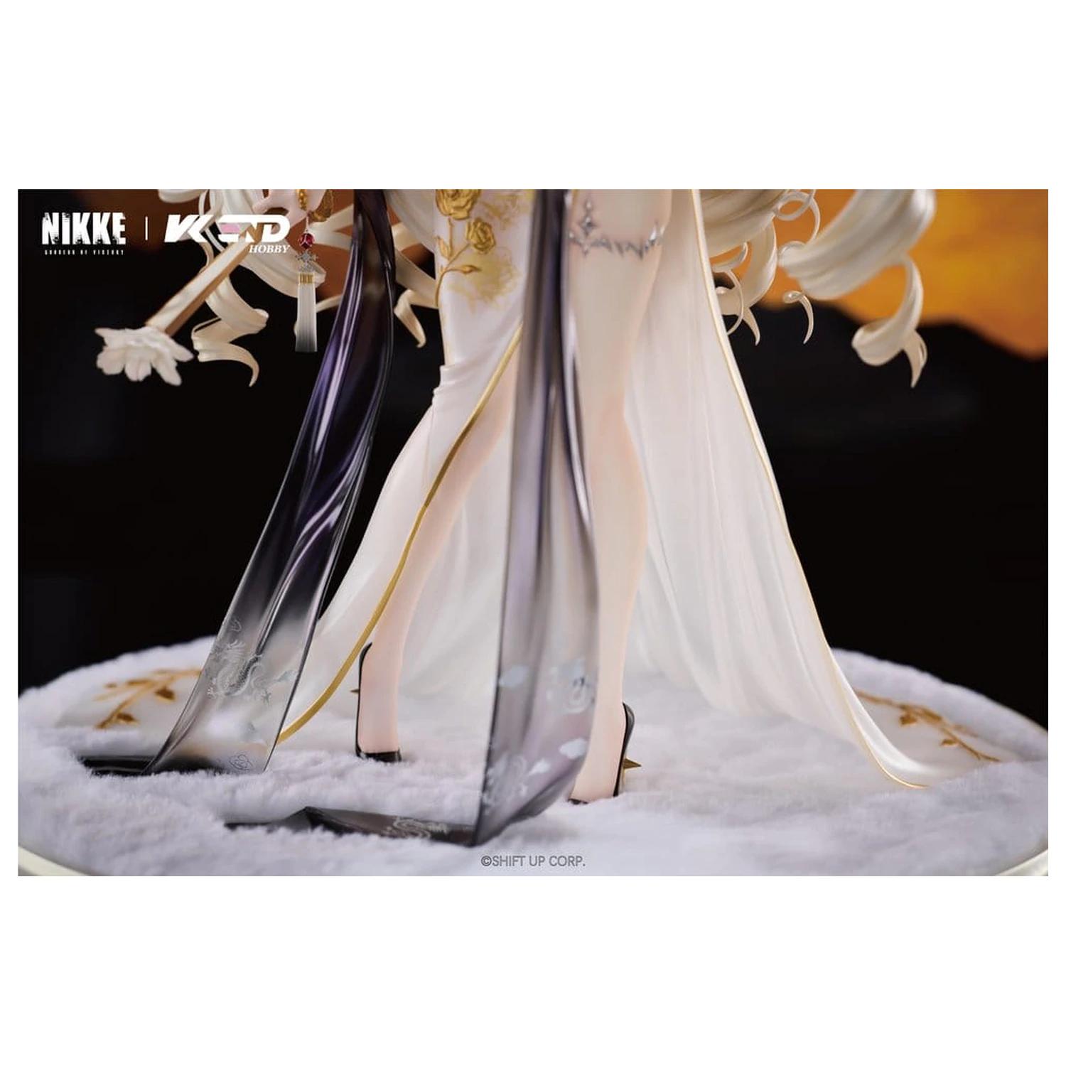Goddess of Victory: Nikke Figurină PVC 1/4 Crown: Glorious Flower 38 cm poza produsului