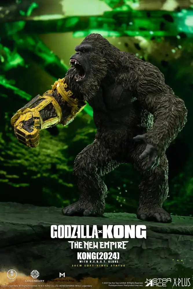 Godzilla vs. Kong: The New Empire Statuie Soft Vinyl Kong cu B.E.A.S.T. Glove 30 cm poza produsului