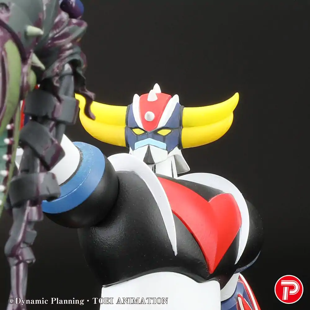 Grendizer Scene Selection 01 Statuie din PVC Grendizer a cry of Victory 14 cm poza produsului