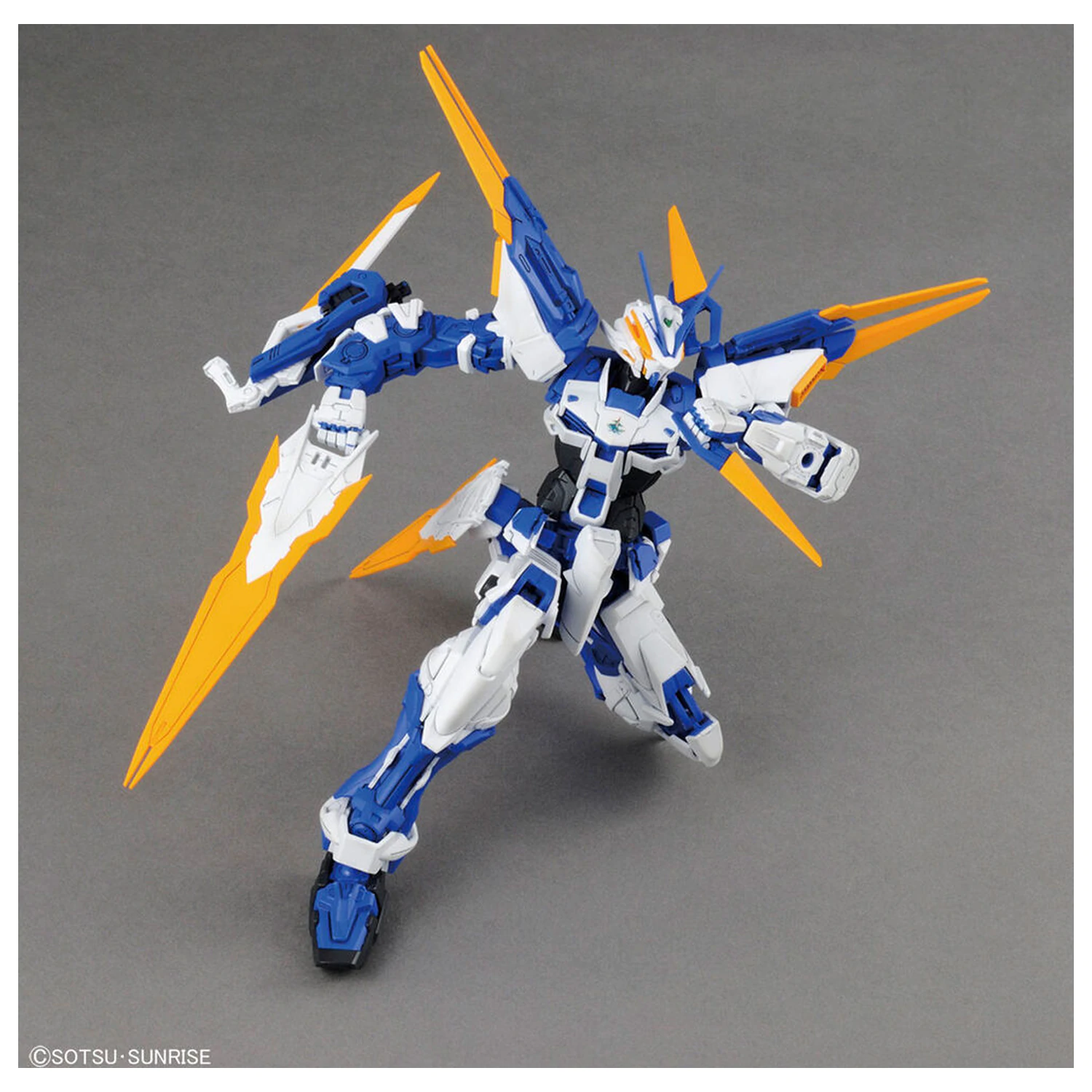 Model Kit MG 1/100 Gundam Astray Blue Frame D poza produsului