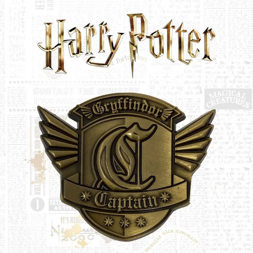 Medalion Harry Potter Gryffindor Captain Editiie Limitata poza produsului