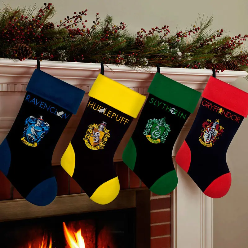 Harry Potter Christmas Stocking Gryffindor 45 cmCiorap de Crăciun Harry Potter Gryffindor 45 cm poza produsului