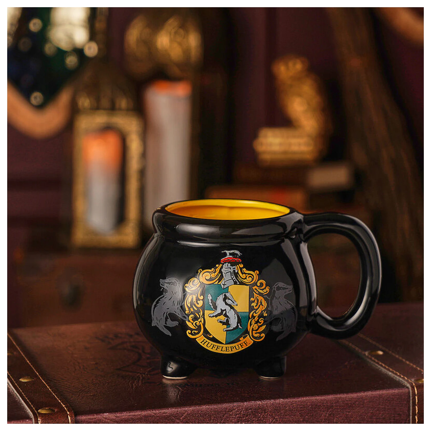 Harry Potter Hufflepuff cauldron cana poza produsului