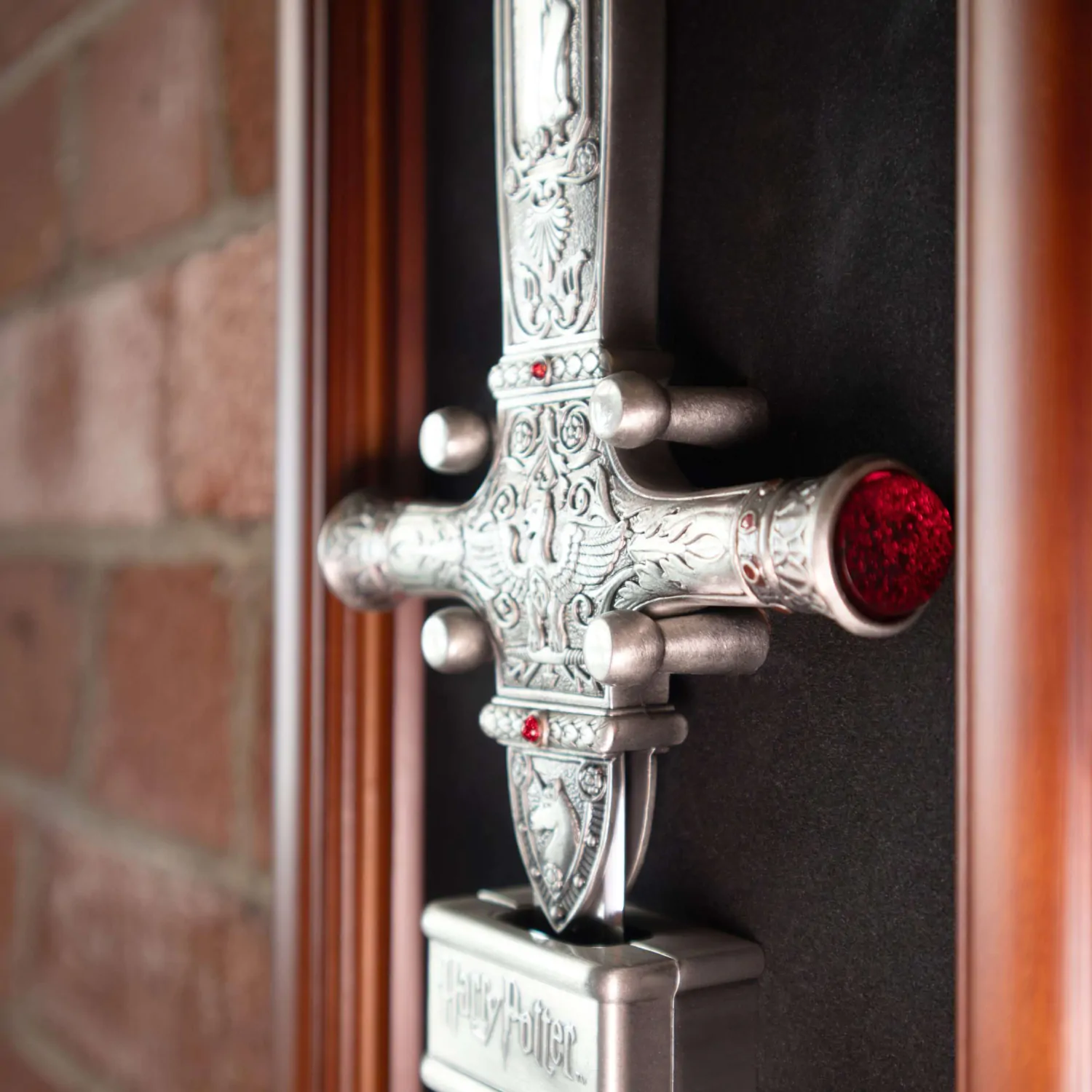 Harry Potter - Sabia Godric Gryffindor poza produsului