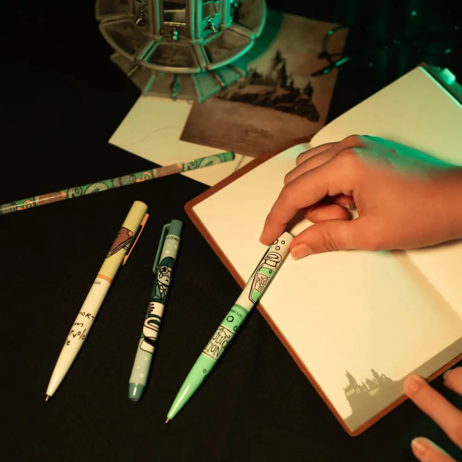 Suporturi pentru creioane Harry Potter + creioane poza produsului
