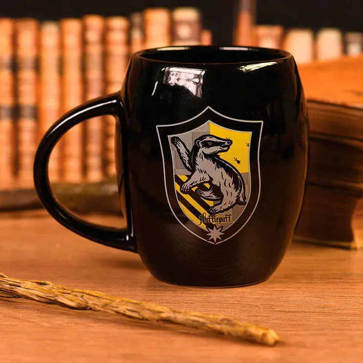 Cană ovală Harry Potter Hufflepuff Uniformă poza produsului