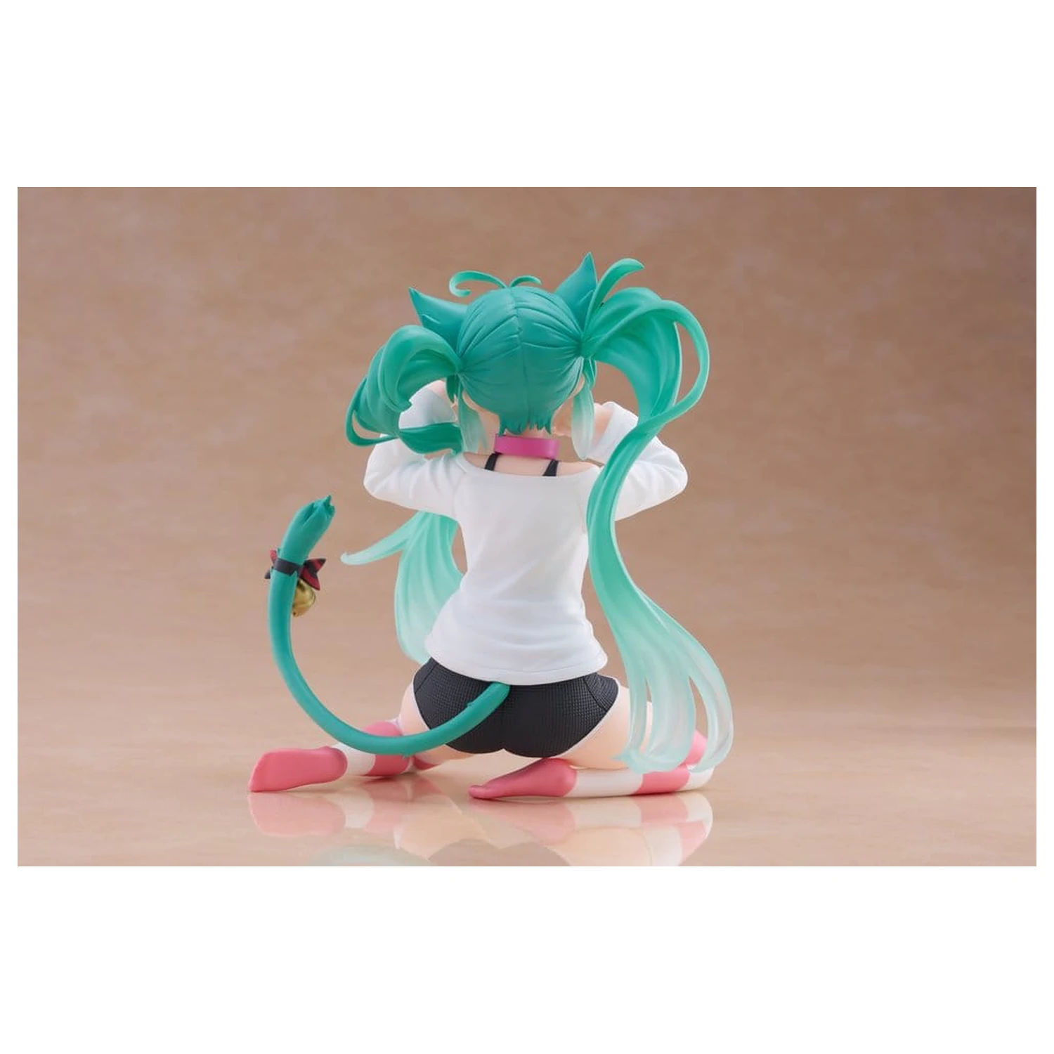 Hatsune Miku Statuie PVC Figurina draguta pentru birou Hatsune Miku Cat Ear T-Shirt Ver. 13 cm poza produsului