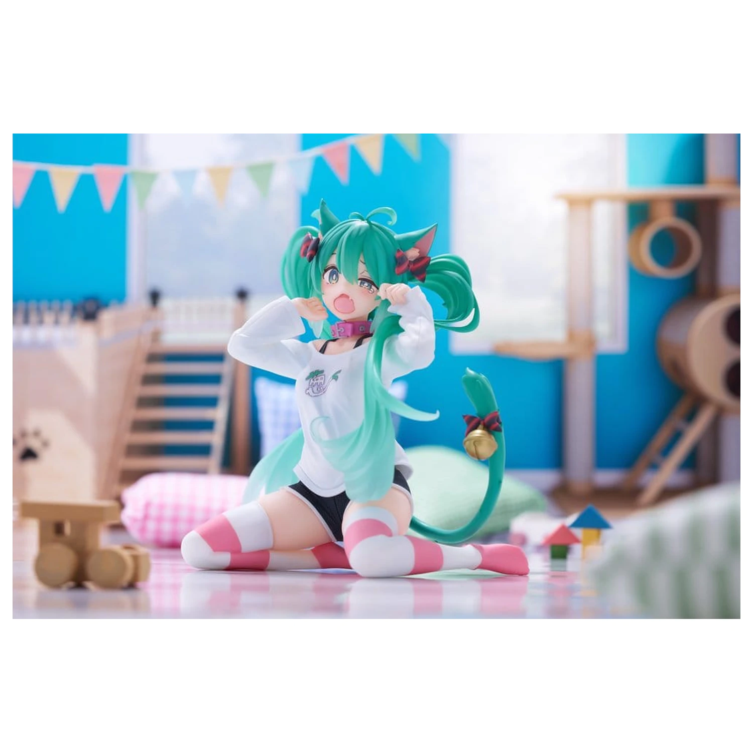 Hatsune Miku Statuie PVC Figurina draguta pentru birou Hatsune Miku Cat Ear T-Shirt Ver. 13 cm poza produsului