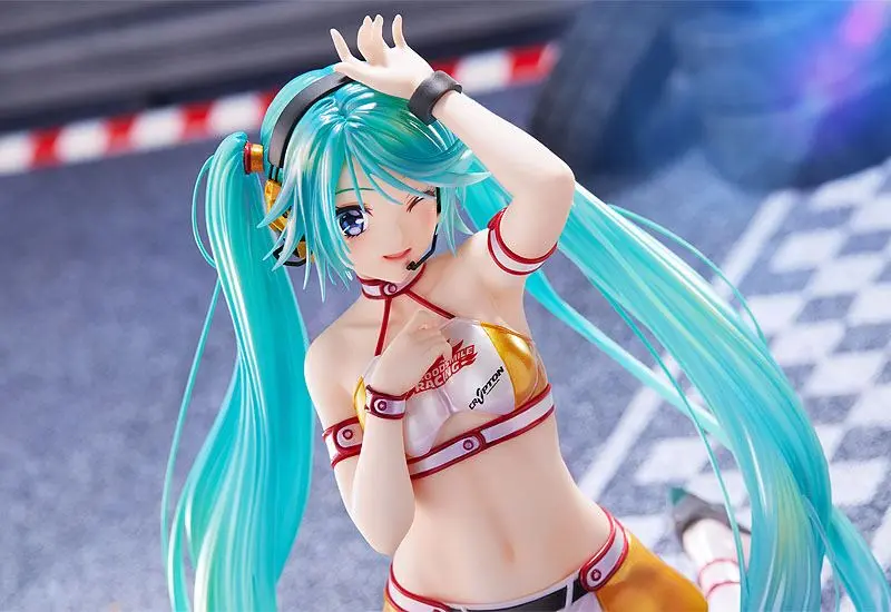 Hatsune Miku GT Project Statuie PVC 1/7 Racing Miku 2010 Ver. Art by Kentaro Yabuki 18 cm poza produsului