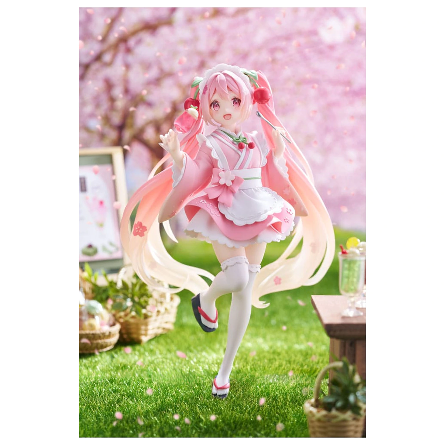 Hatsune Miku Statuie PVC Newley Written Sakura Miku Japanese Cafe Ver. Reissue 18 cm poza produsului