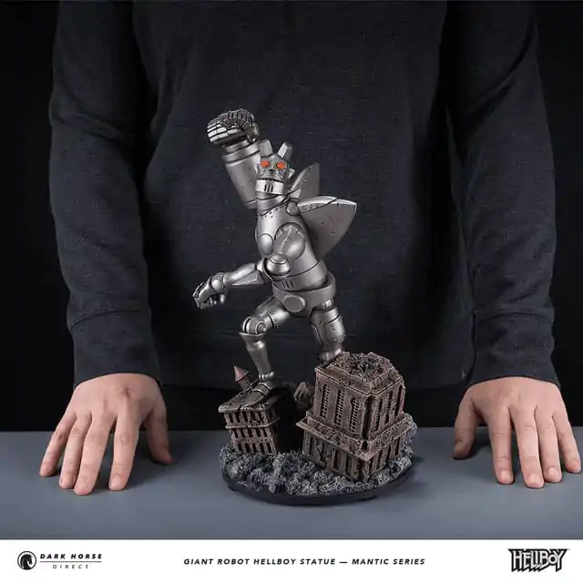 Hellboy Mantic Series Statuie PVC Robot Gigant Hellboy 30 cm poza produsului