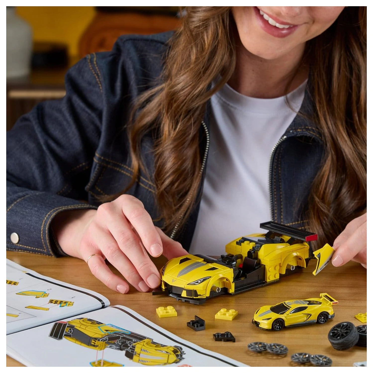 Hot Wheels Speed Mattel Brick Shop Set de constructie 1/32 '20 Corvette C8.R poza produsului