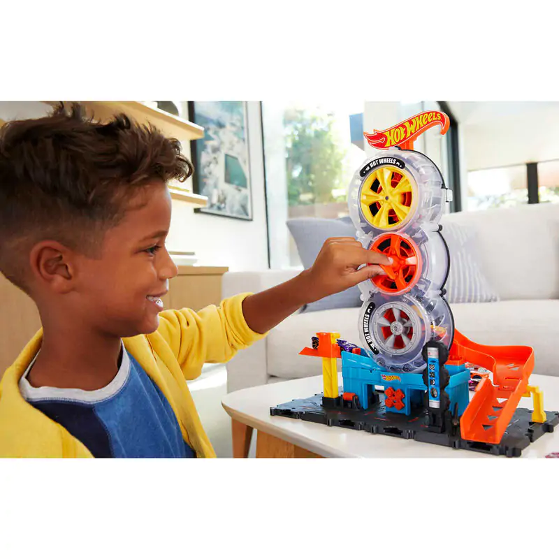 Hot Wheels Super Twist Magazinul de Anvelope poza produsului