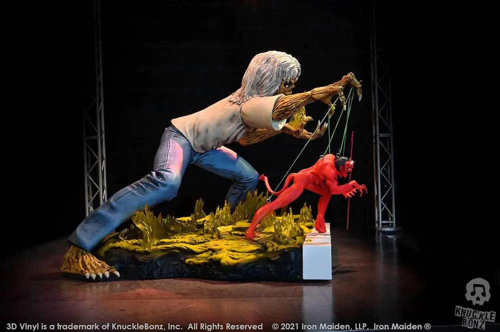 Statuie Vinyl 3D Iron Maiden The Number of the Beast 20 x 21 x 24 cm poza produsului