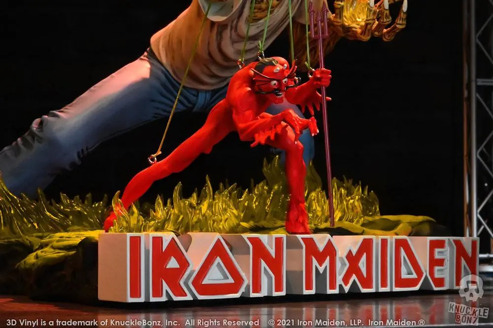 Statuie Vinyl 3D Iron Maiden The Number of the Beast 20 x 21 x 24 cm poza produsului