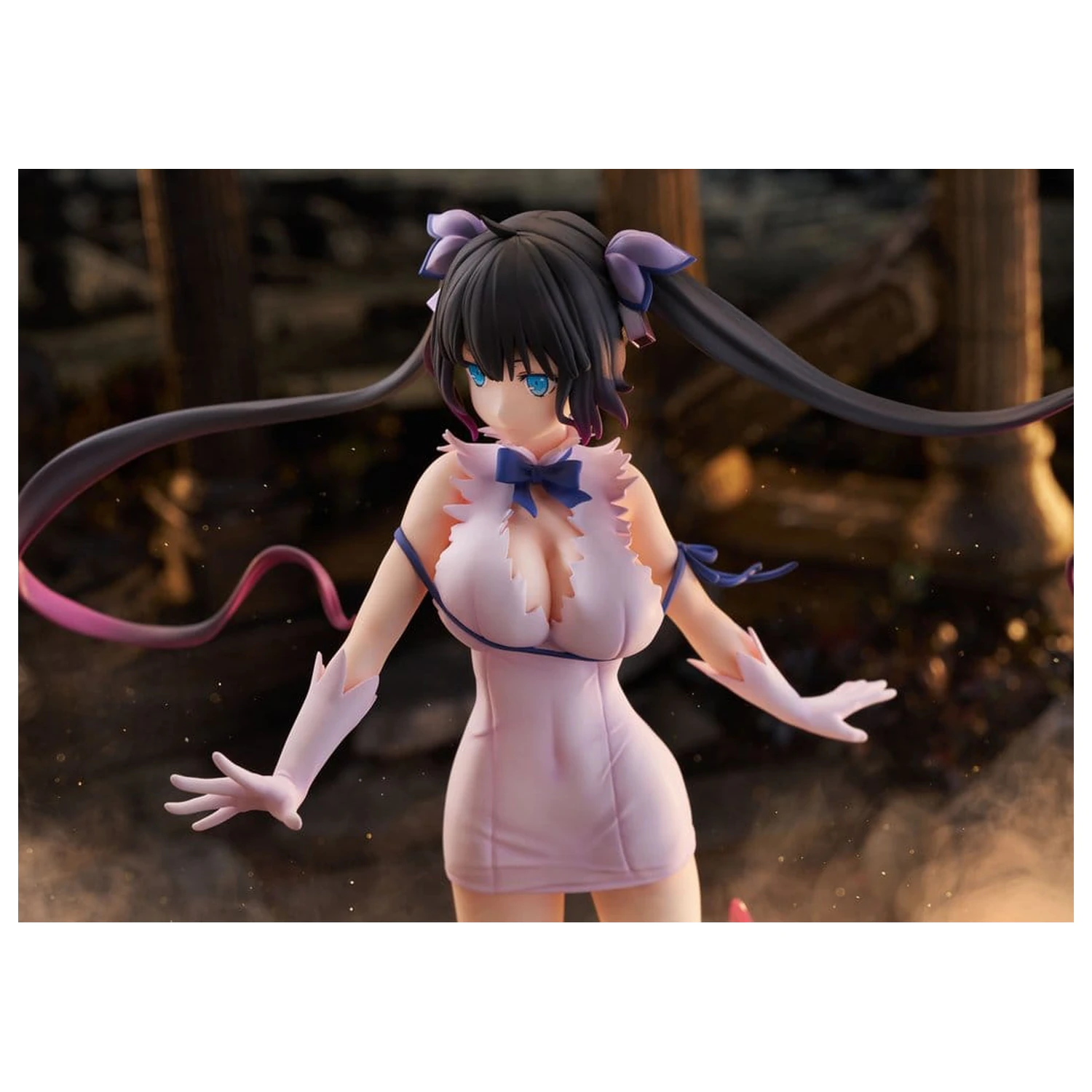 Is It Wrong to Try to Pick Up Girls in a Dungeon? V Figurina PVC 1/7 Hestia Divinity Unleashed Ver. AmiAmi Limited Edition 24 cm poza produsului