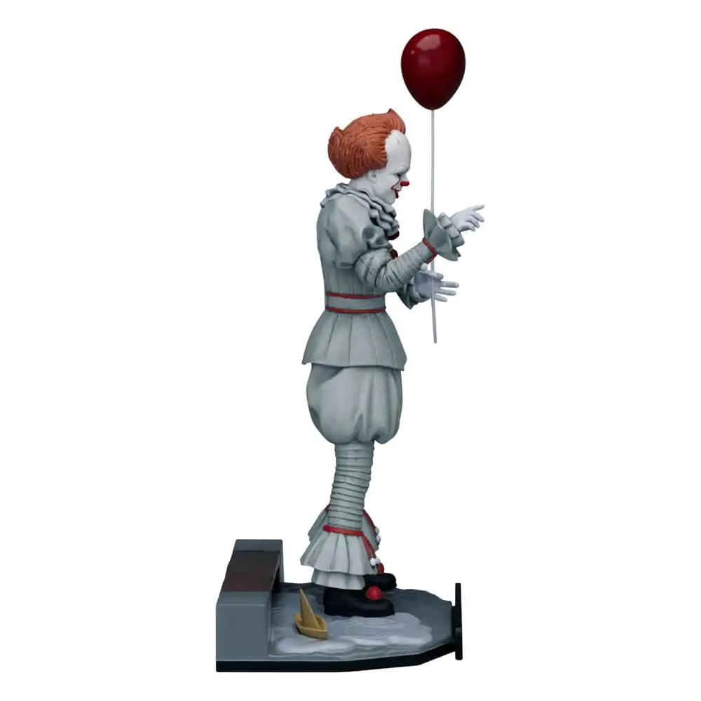It Chapter Two D-Stage PVC Statuie Pennywise 15 cm poza produsului