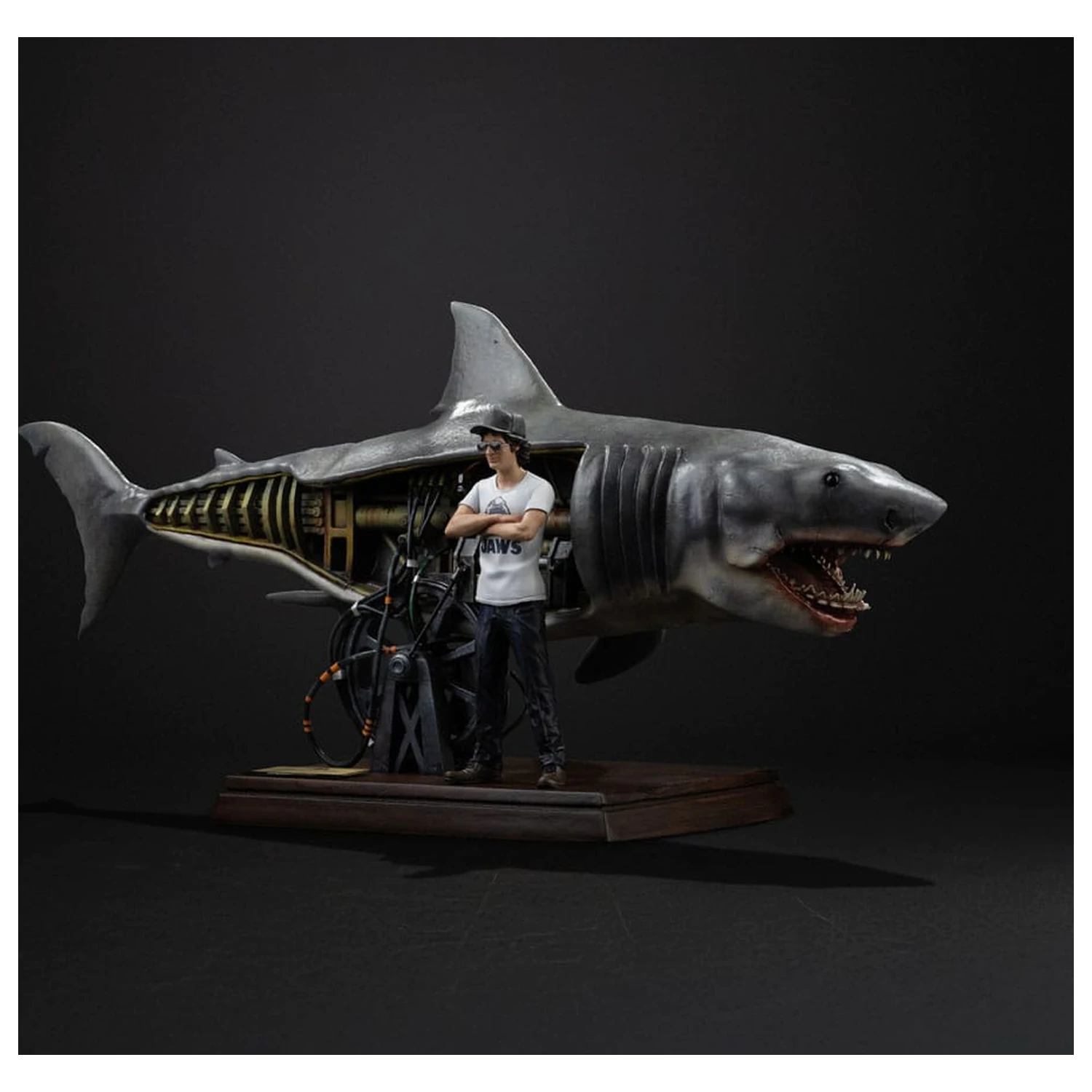 Jaws Deluxe Art Scale Statuie 1/10 Steven Spielberg Jaws 50th anniversary 27 cm poza produsului