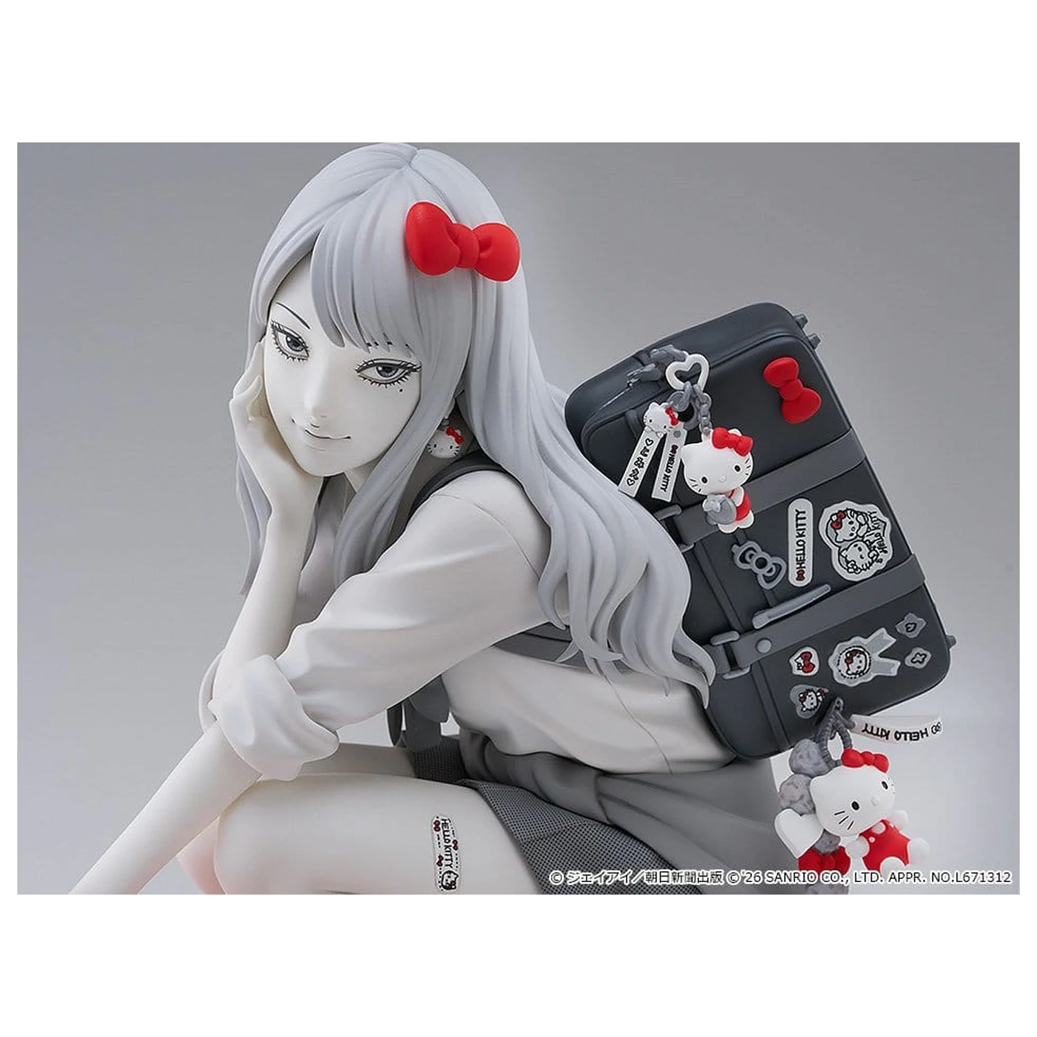Junji Ito figurina PVC Gyaru Tomie x Hello Kitty 14 cm poza produsului
