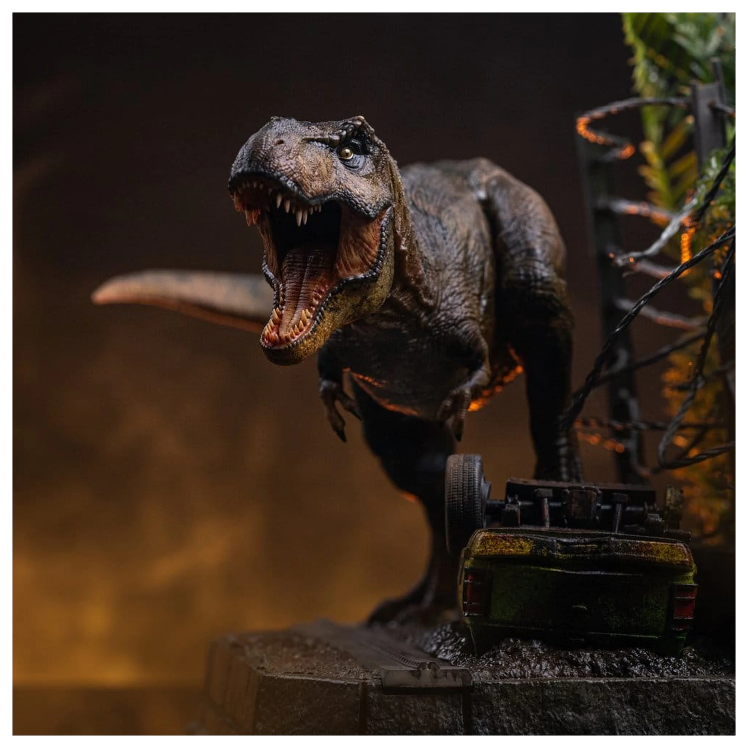 Jurassic Park Icons Statuie T-Rex Breakout Set A 17 cm poza produsului