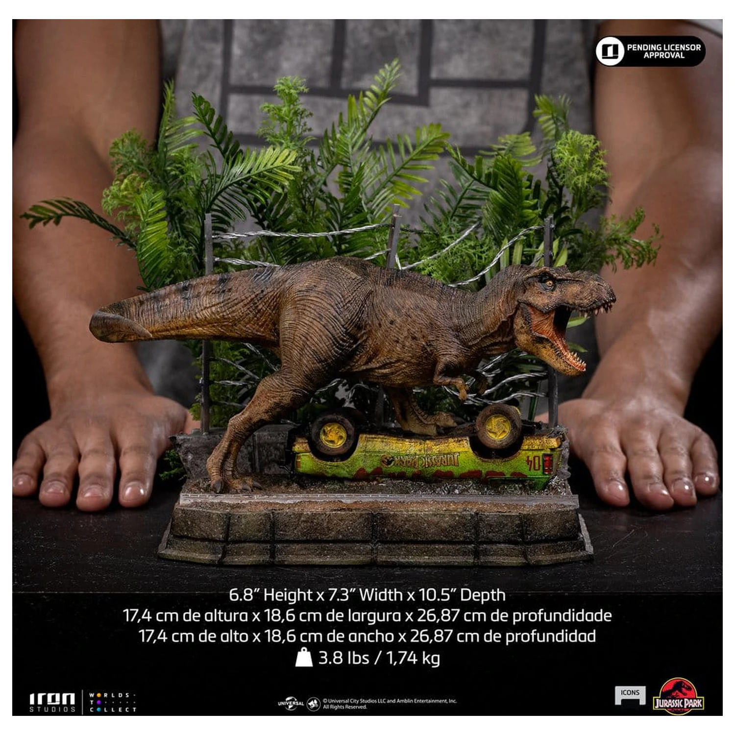 Jurassic Park Icons Statuie T-Rex Breakout Set A 17 cm poza produsului