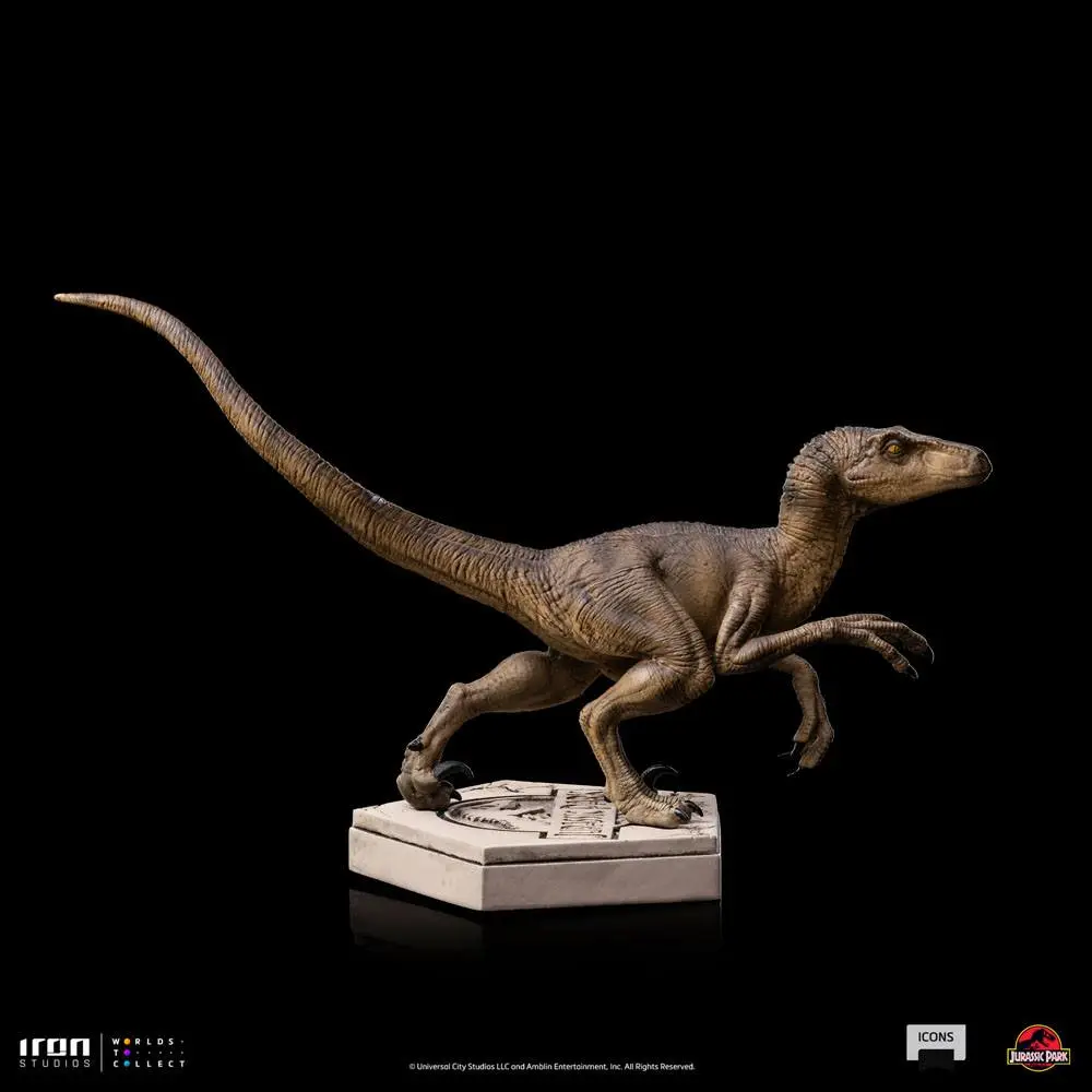 Statuie Jurassic World Icons Velociraptor B 9 cm poza produsului