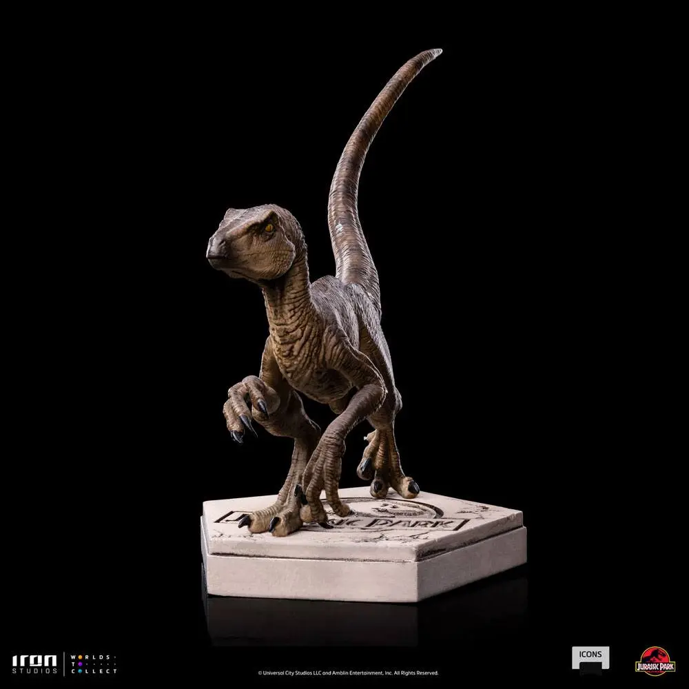 Statuie Jurassic World Icons Velociraptor B 9 cm poza produsului