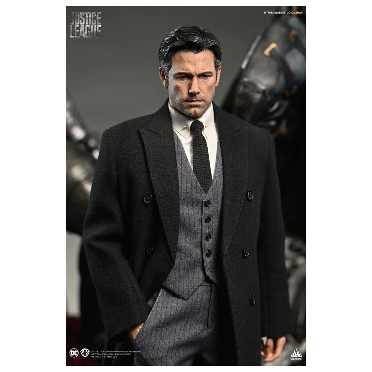 Statuie Justice League 1/4 Bruce Wayne (Ben Affleck) 51 cm poza produsului