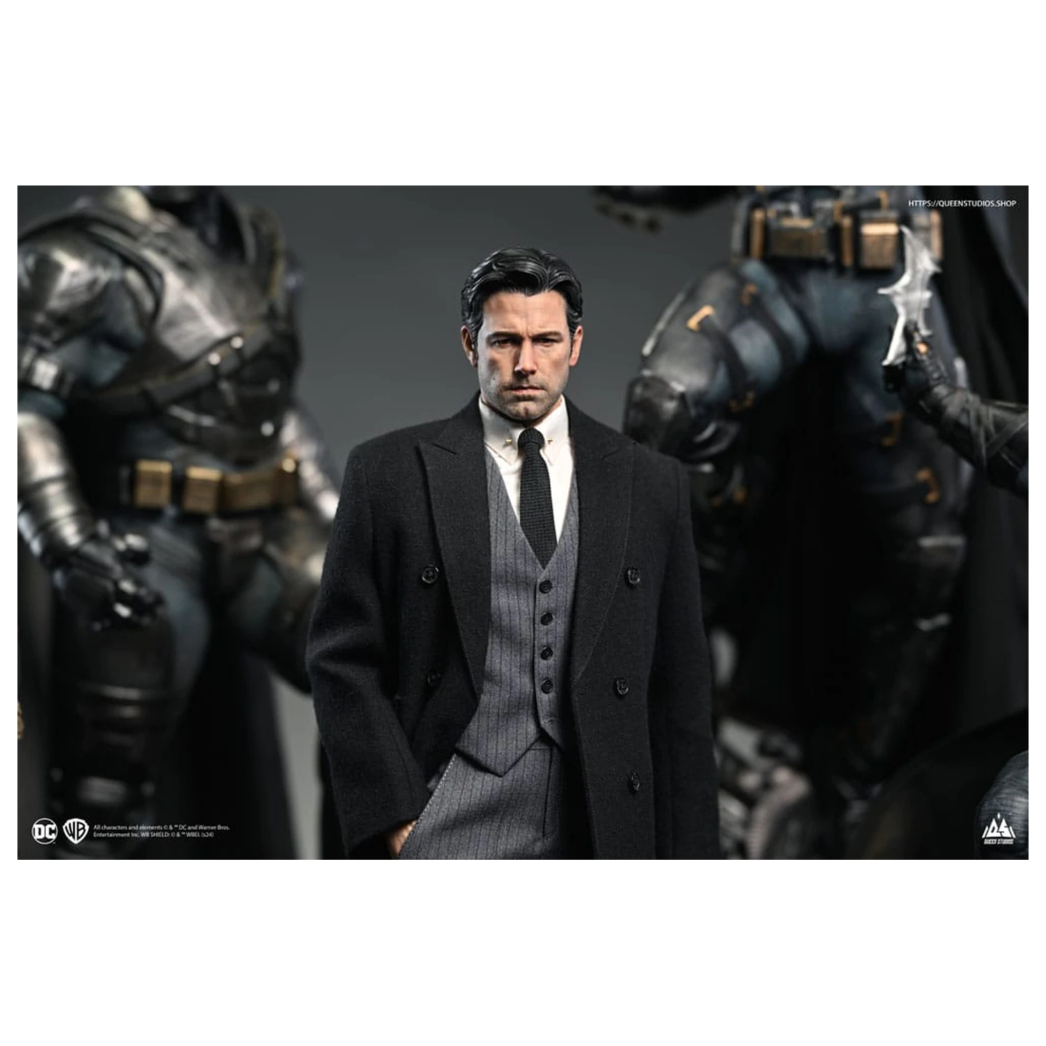 Statuie Justice League 1/4 Bruce Wayne (Ben Affleck) 51 cm poza produsului