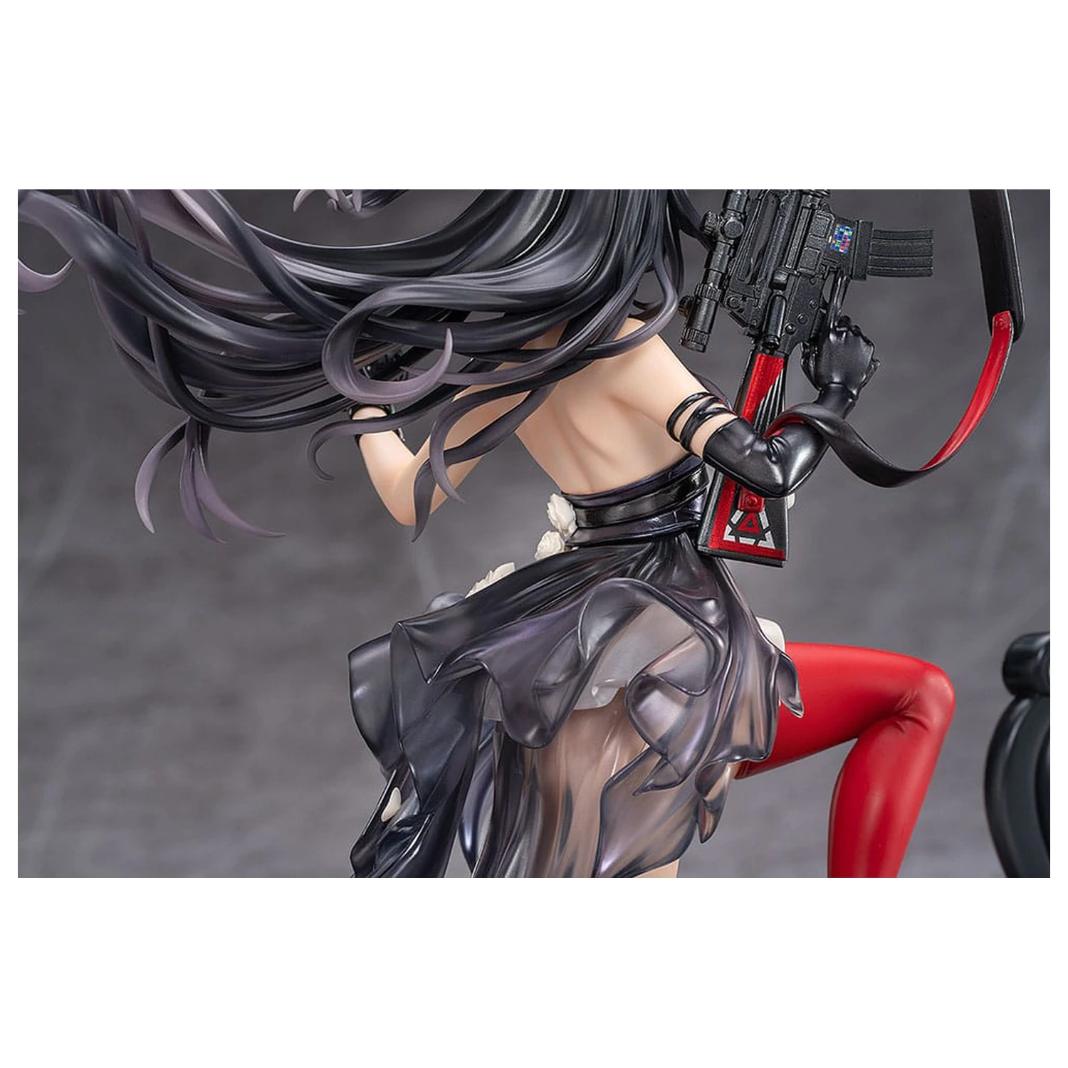 Knives Out PVC Statuie 1/7 Diane: Banquet Dance Ver. 29 cm poza produsului