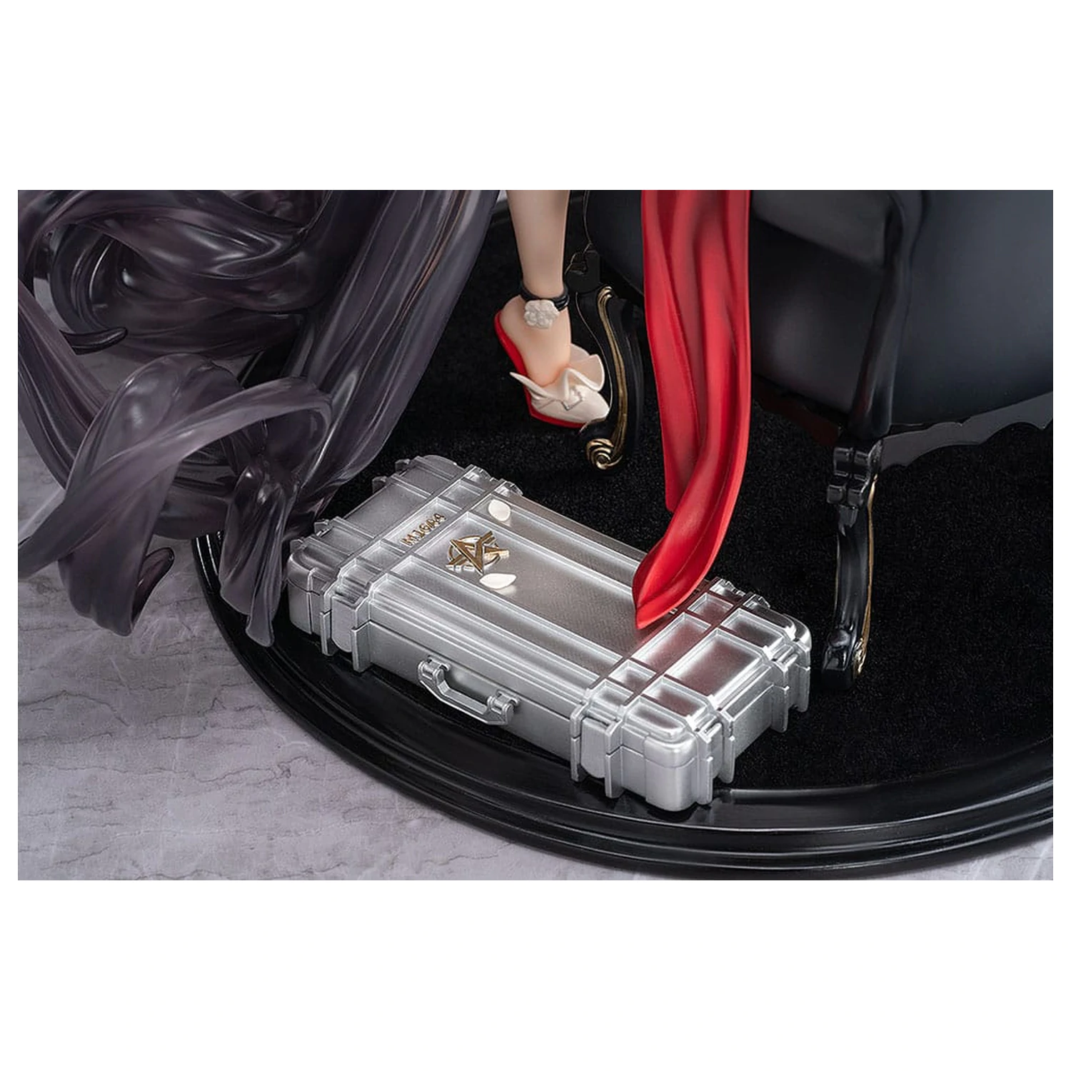 Knives Out PVC Statuie 1/7 Diane: Banquet Dance Ver. 29 cm poza produsului