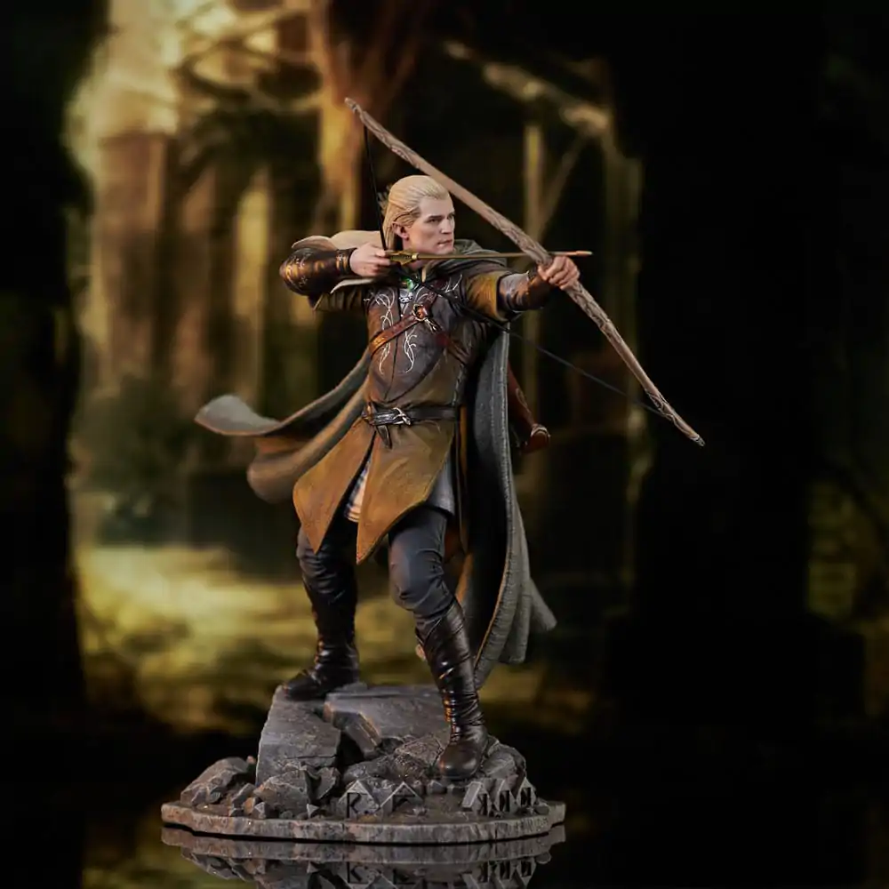 Lord of the Rings Deluxe Gallery Statuie PVC Legolas 25 cm poza produsului