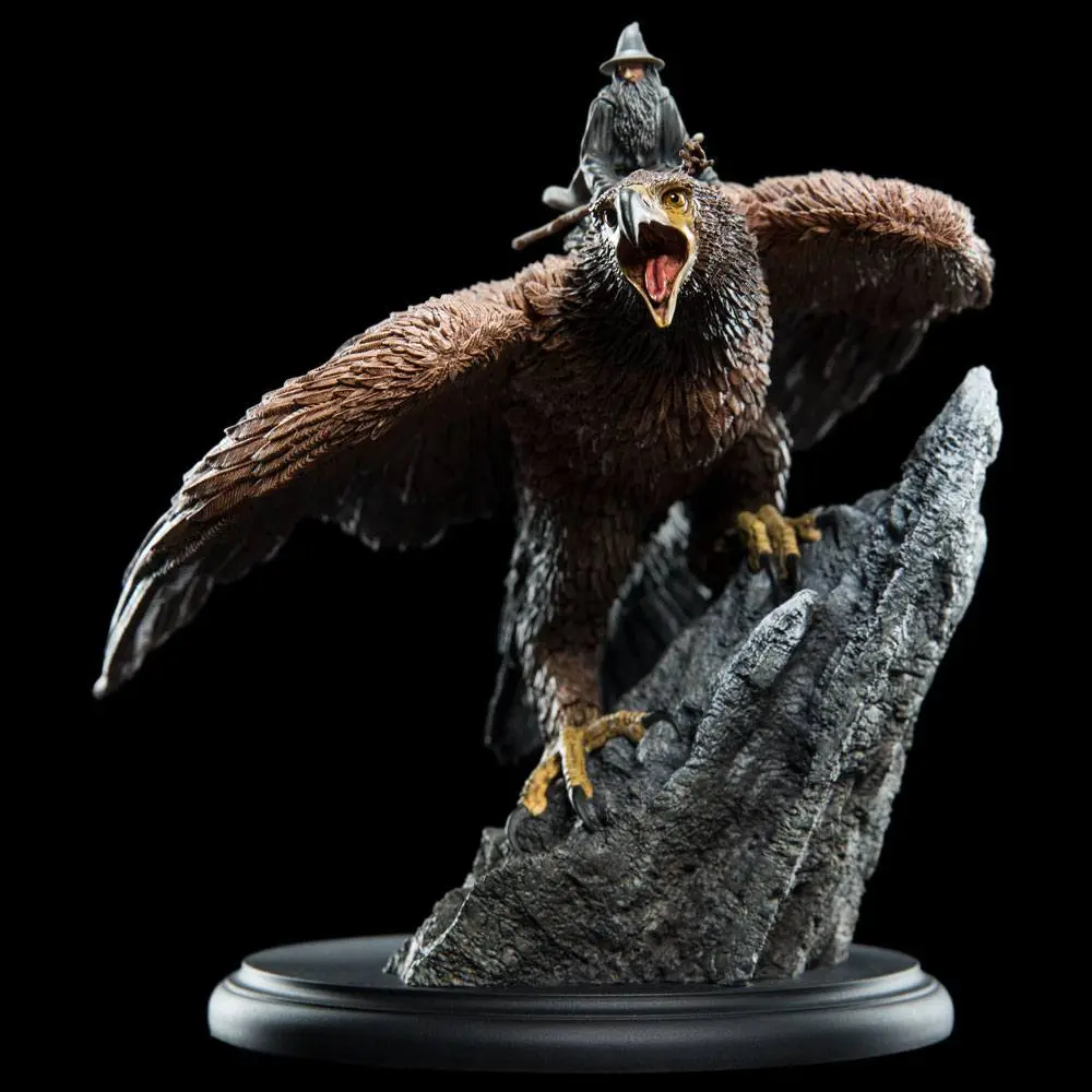 Statuie Lord of the Rings Gandalf on Gwaihir 15 cm poza produsului