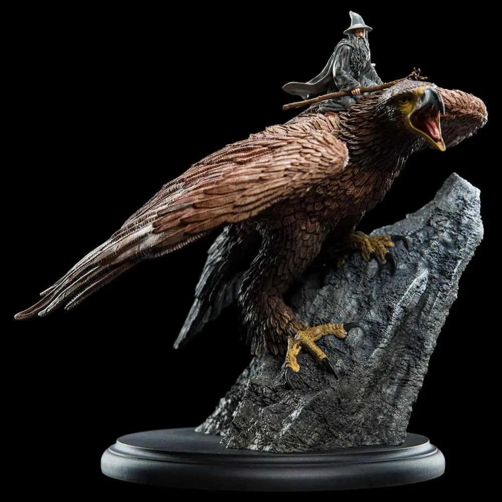 Statuie Lord of the Rings Gandalf on Gwaihir 15 cm poza produsului