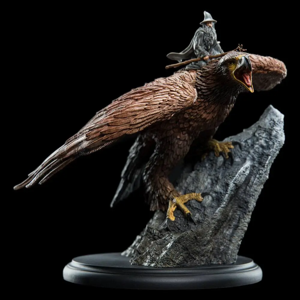 Statuie Lord of the Rings Gandalf on Gwaihir 15 cm poza produsului
